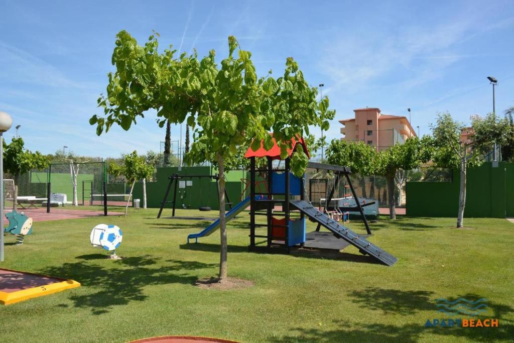 Apartbeach Los Juncos Residencial Piscinas Y Petanca La Pineda Exteriér fotografie