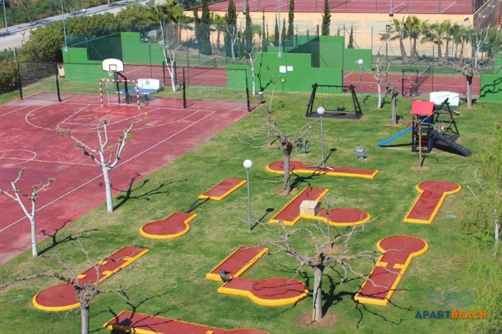 Apartbeach Los Juncos Residencial Piscinas Y Petanca La Pineda Exteriér fotografie