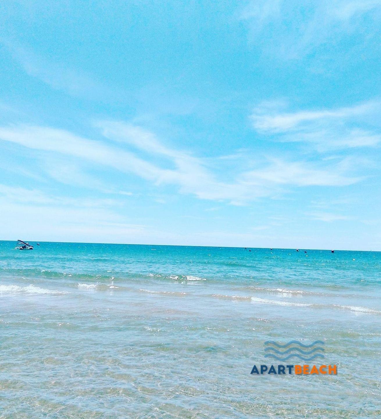 Apartbeach Los Juncos Residencial Piscinas Y Petanca La Pineda Exteriér fotografie